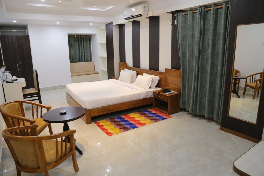 Hotel D' Sapphire Guwahati Eksteriør bilde